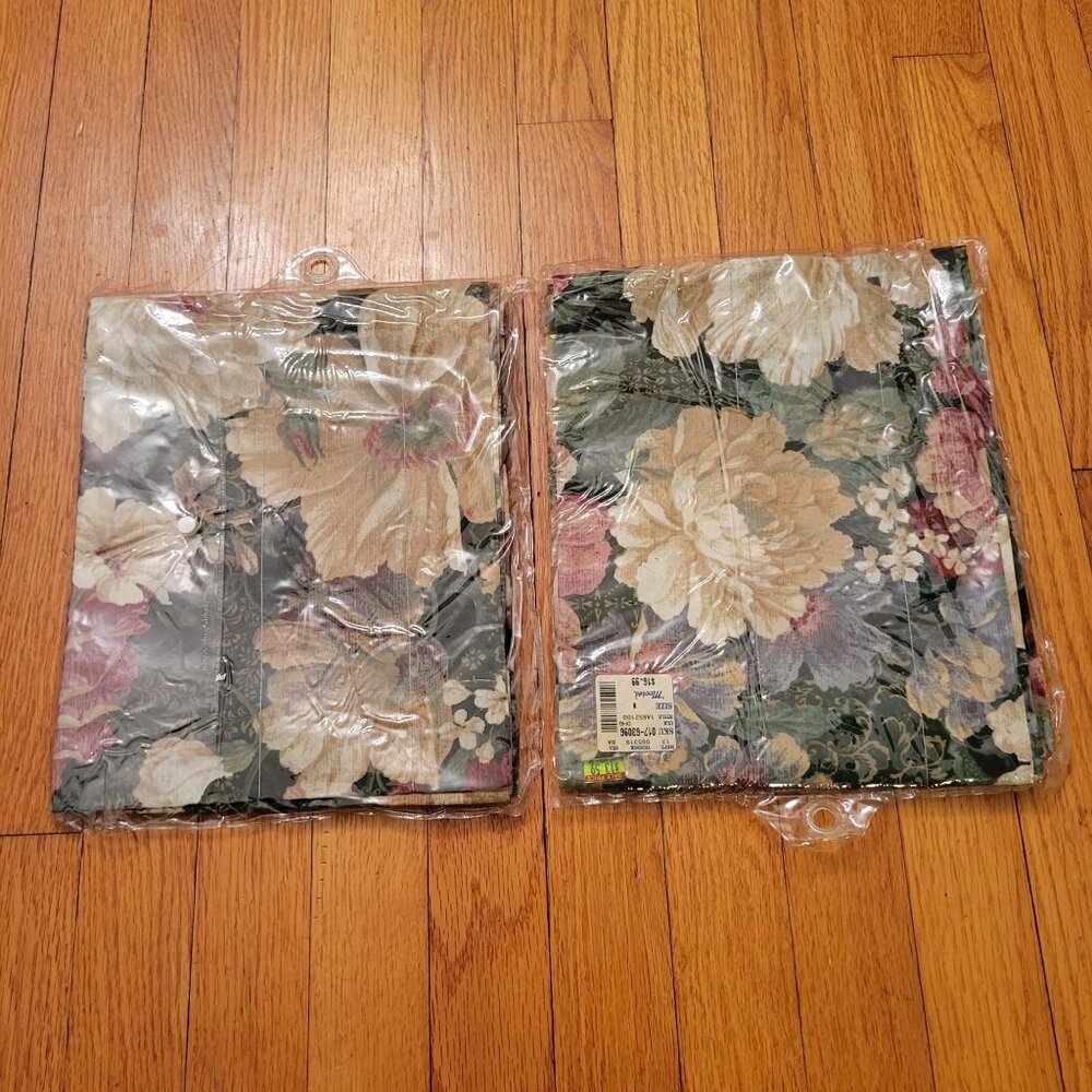 Overture Accessory Valance Set of 2 Hunter Floral Vintage New USA - Picture 5 of 11